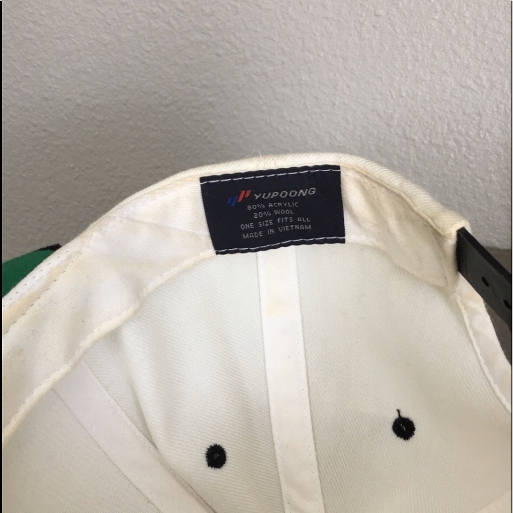 LA Auto Show Logo Merchandise SnapBack Hat - Picture 3 of 6